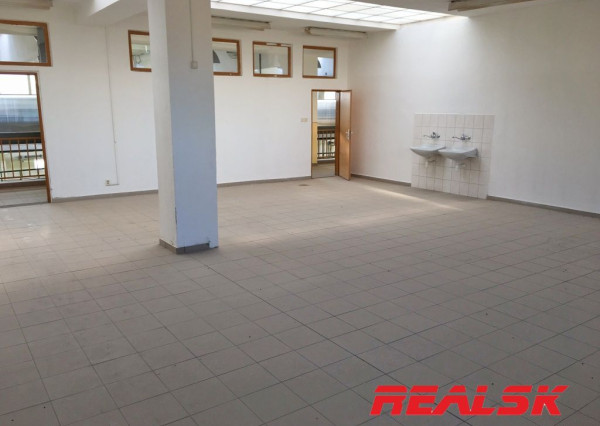 Na prenájom výrobný a skladový objekt – Nitra