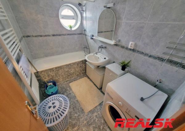 4-izbový zariadený mezonet v Nitre na prenájom