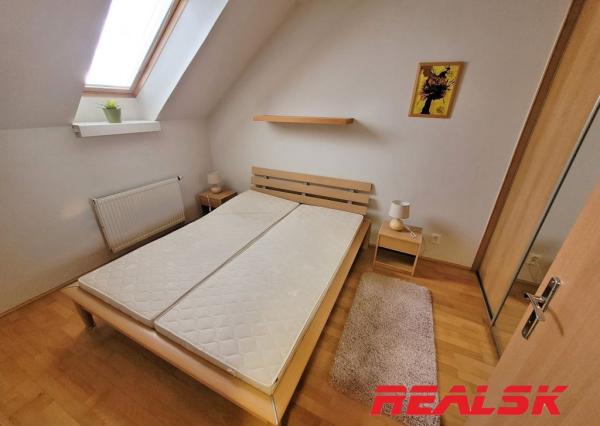 4-izbový zariadený mezonet v Nitre na prenájom