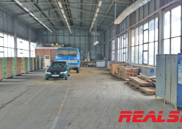 Hala 420m2 pre výrobu  alebo sklad