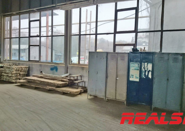 Hala 420m2 pre výrobu  alebo sklad