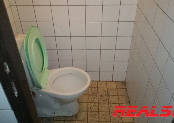 Budova 75m2 vhodná na ambulanciu alebo obchod, služby