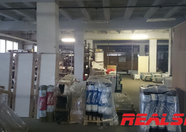 Priemyselný areál 11080m2 na predaj