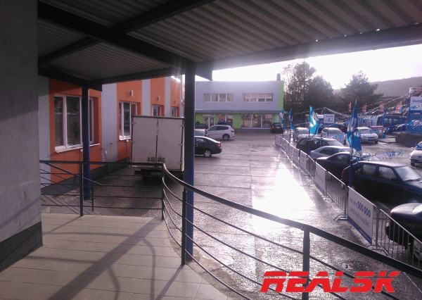 Priestory 1000m2 na výrobu alebo obchod