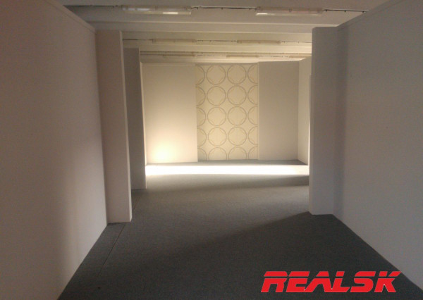 Priestory 1000m2 na výrobu alebo obchod