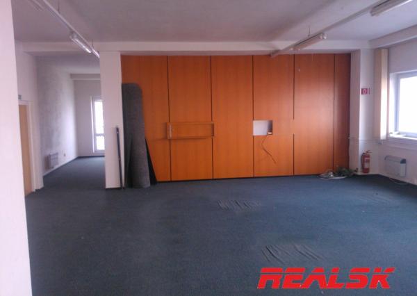 Priestory 700m2 na výrobu alebo obchod