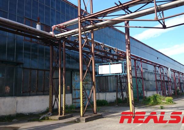 Hala 9400m2 na predaj