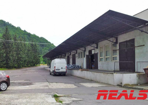 Na predaj skladové priestory 5088m2 + admin. budova