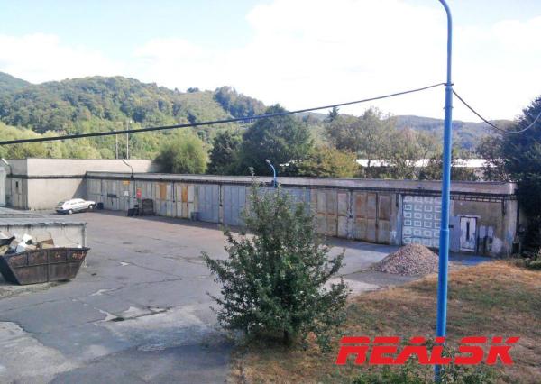 Na predaj skladové priestory 5088m2 + admin. budova