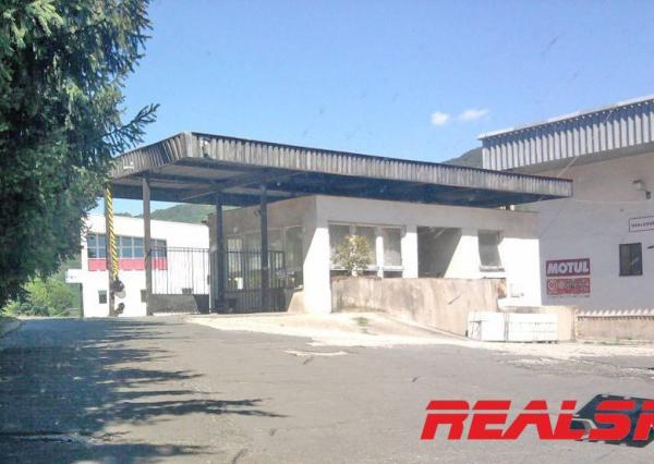 Na predaj skladové priestory 5088m2 + admin. budova