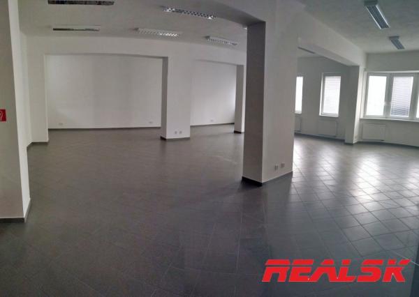 Kancelárske priestory v Nitre na pešej zóne na prenájom