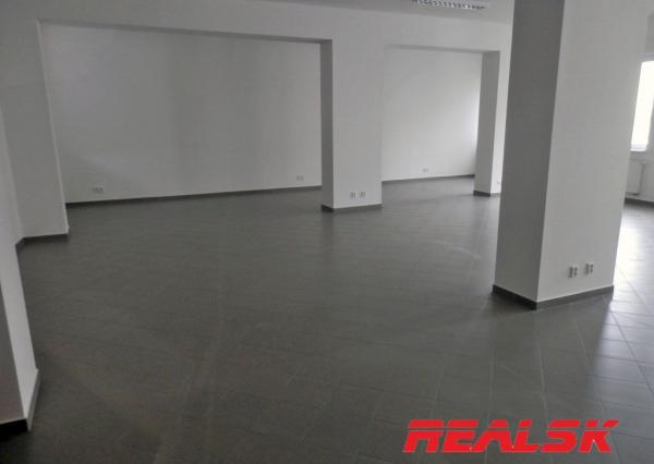 Kancelárske priestory v Nitre na pešej zóne na prenájom