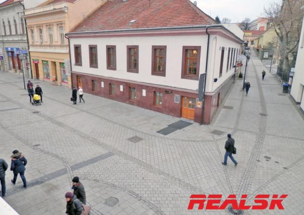 Kancelárske priestory v Nitre na pešej zóne na prenájom