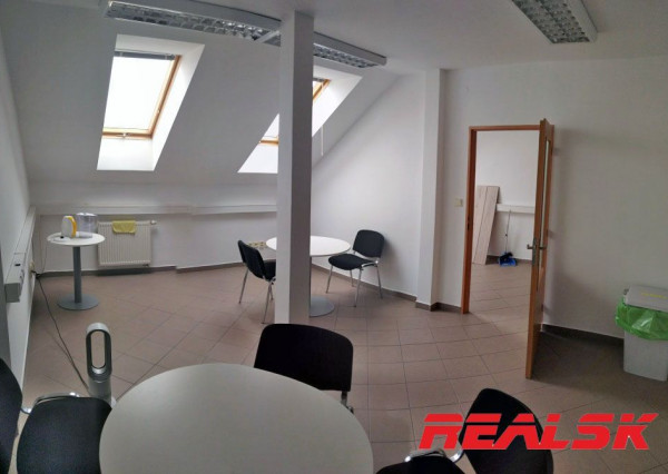 Kancelárie na pešej zóne v Nitre na prenájom