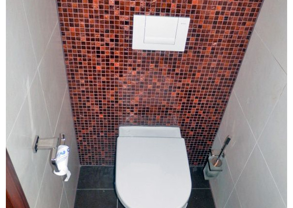 Unikátny 4-izbový byt s krásnym výhľadom v centre Nitry na prenájom