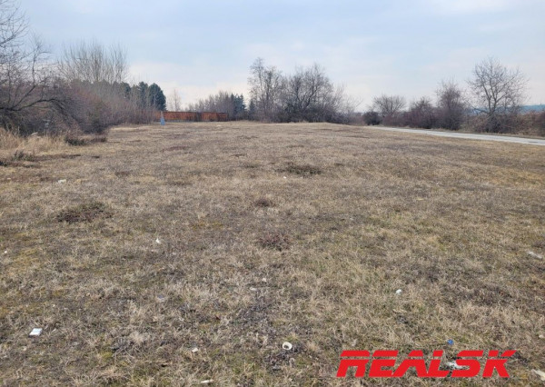 Priemyselný pozemok v Nitre na predaj