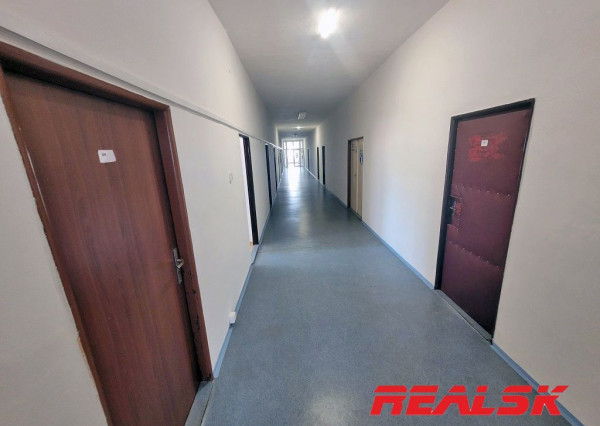 Kancelárie od 12 do 100 m2 v Nitre na prenájom