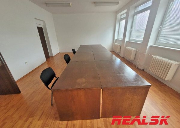 Kancelárie od 12 do 100 m2 v Nitre na prenájom