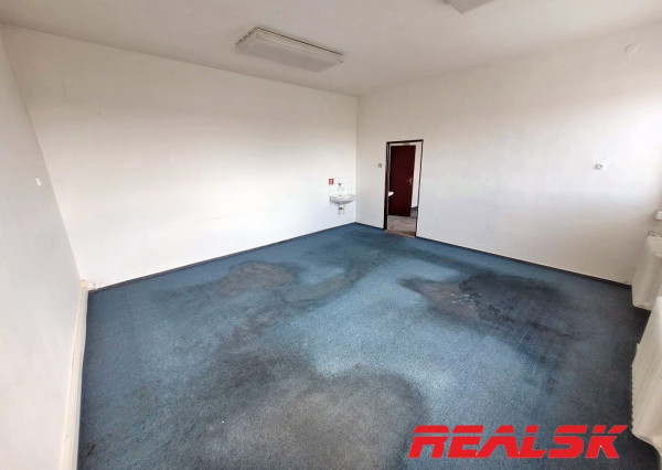 Kancelárie od 12 do 100 m2 v Nitre na prenájom