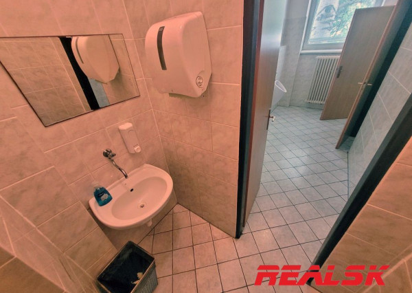 Kancelárie od 12 do 100 m2 v Nitre na prenájom