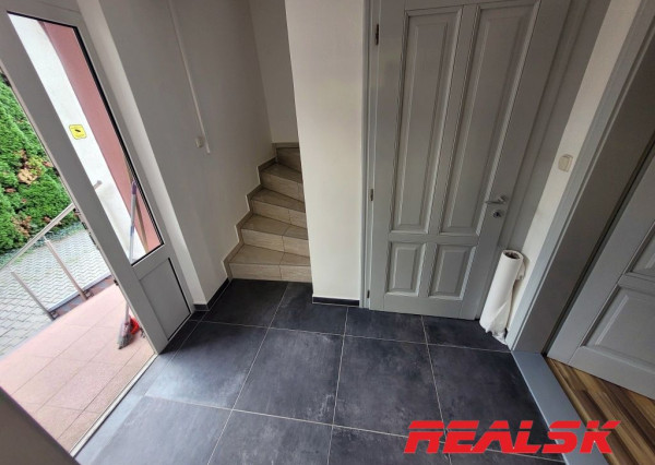 Dom pre administratívne a obchodné účely v Nitre na prenájom