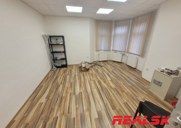 Dom pre administratívne a obchodné účely v Nitre na prenájom