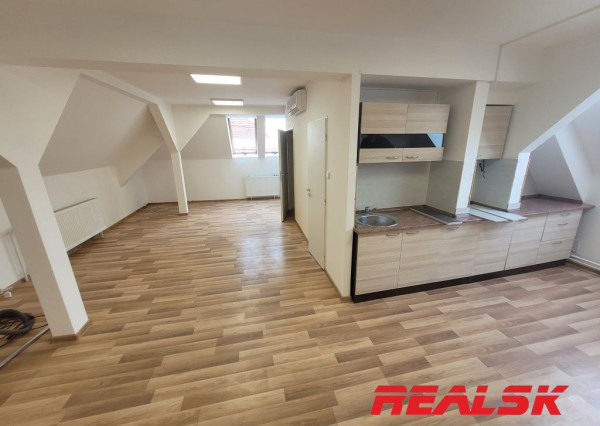 Dom pre administratívne a obchodné účely v Nitre na prenájom