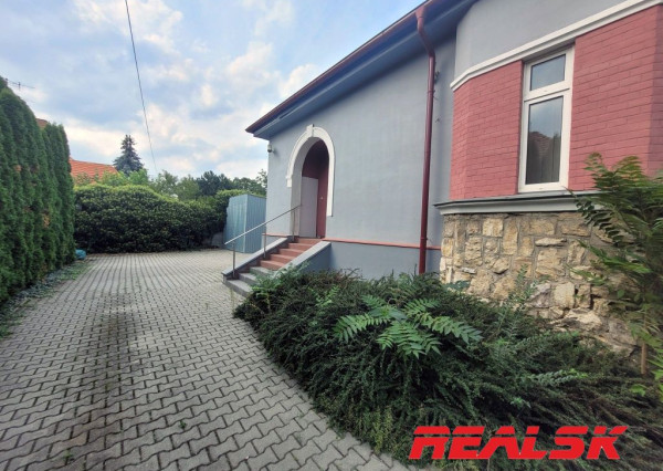 Dom pre administratívne a obchodné účely v Nitre na prenájom