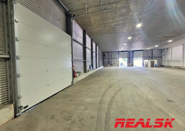 Sklad s kanceláriami v Nitre na prenájom