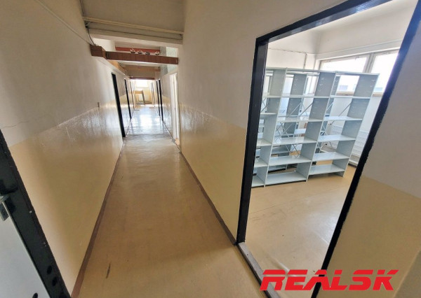 Sklad s kanceláriami v Nitre na prenájom