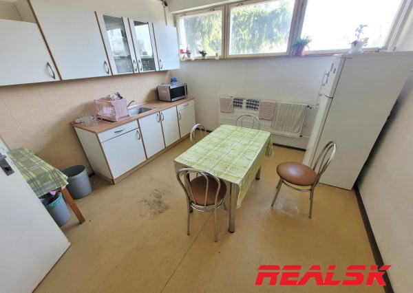 Sklad s kanceláriami v Nitre na prenájom