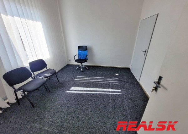 Sklad s kanceláriami v Nitre na prenájom