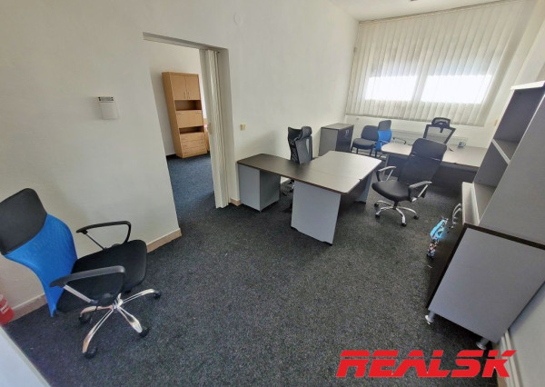 Sklad s kanceláriami v Nitre na prenájom