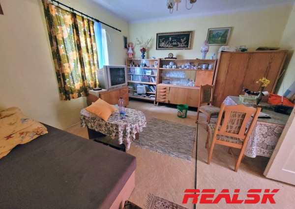 Rodinný dom s pozemkom v Nitre - Kynek, na predaj