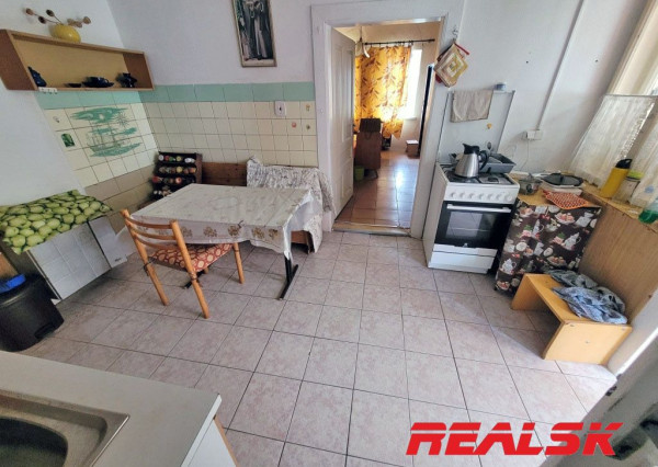 Rodinný dom s pozemkom v Nitre - Kynek, na predaj