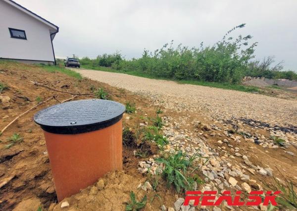 Pozemok v Nitre na Kyneku na predaj