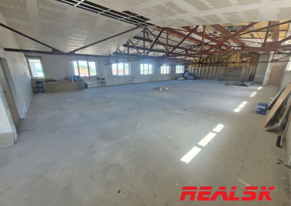 Administratívne a prevádzkové priestory v Nitre na prenájom