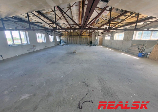 Administratívne a prevádzkové priestory v Nitre na prenájom