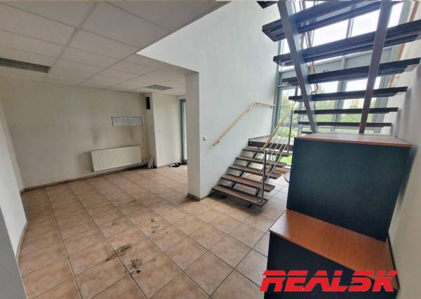 Sklad s administratívou v Nitre na predaj