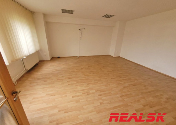 Sklad s administratívou v Nitre na predaj