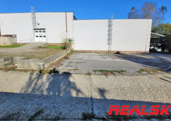 Sklad s administratívou v Nitre na prenájom