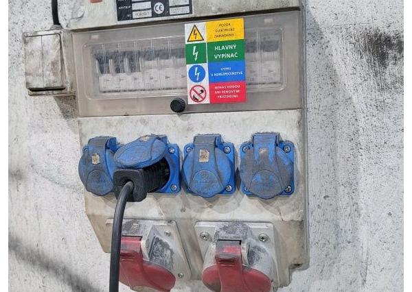 Priestory pre výrobu a skladovanie s mostovým žeriavom alebo bez, v Nitre na prenájom