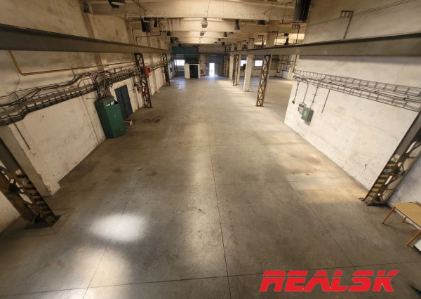 Výrobno-skladové priestory s mostovým žeriavom v Nitre na prenájom