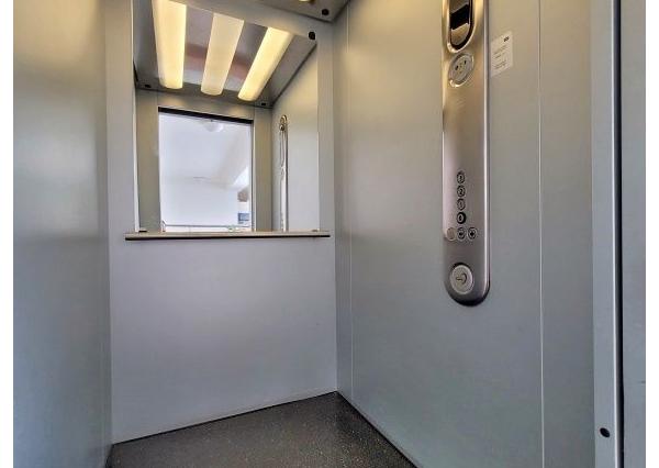 Administratívna budova v centre Nitry na prenájom