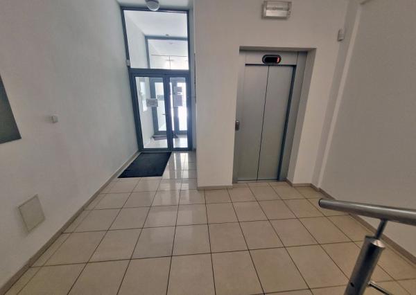 Administratívna budova v centre Nitry na prenájom