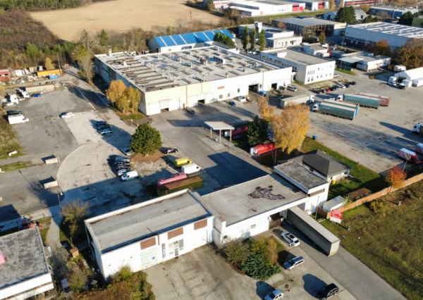 Výrobná hala s mostovými žeriavmi v Nitre na prenájom