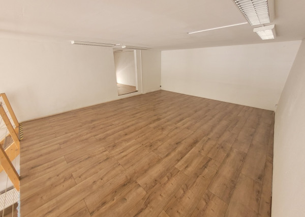 Prevádzkové priestory v centre Nitry s parkovaním - prenájom