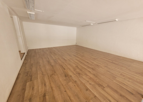 Prevádzkové priestory v centre Nitry s parkovaním - prenájom