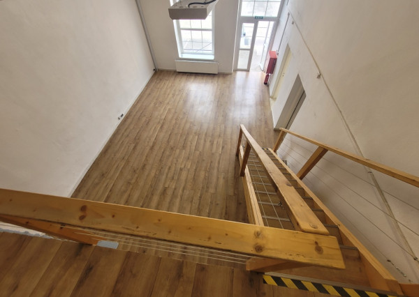 Prevádzkové priestory v centre Nitry s parkovaním - prenájom