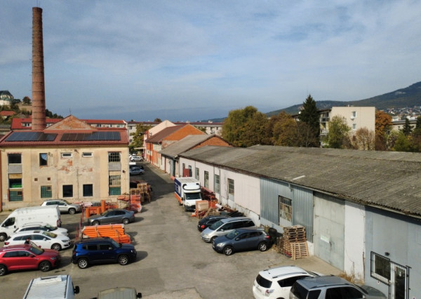 Prenájom skladových priestorov – centrum Nitry, Mostná ulica